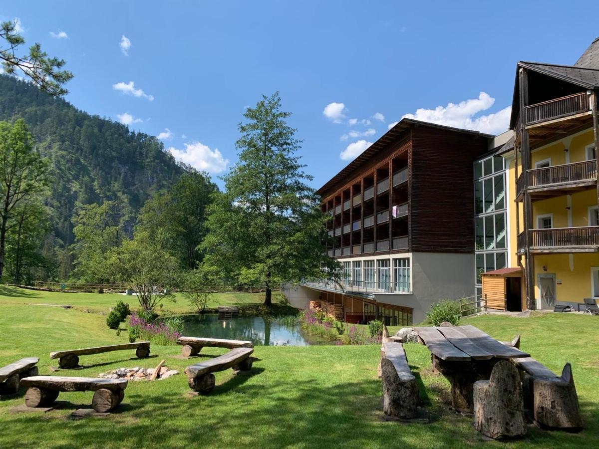 Hotel Bergkristall Wildalpen Esterno foto